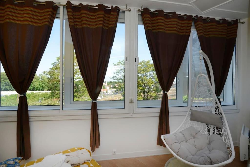 L'Accueil En Quai/T2/Gare/Wi-Fi Apartment Angouleme Ngoại thất bức ảnh